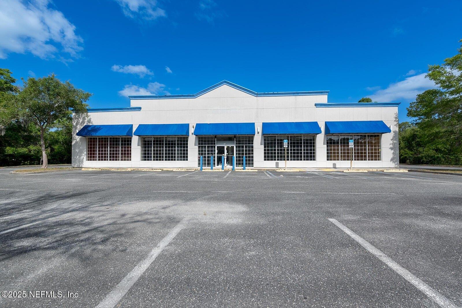 Property Image for 1699 N TEMPLE Avenue