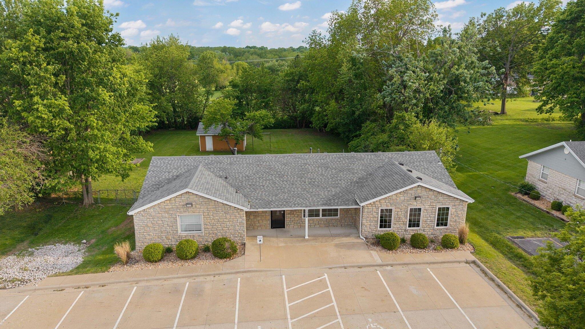 Property Image for 1024 W Battlefield Road