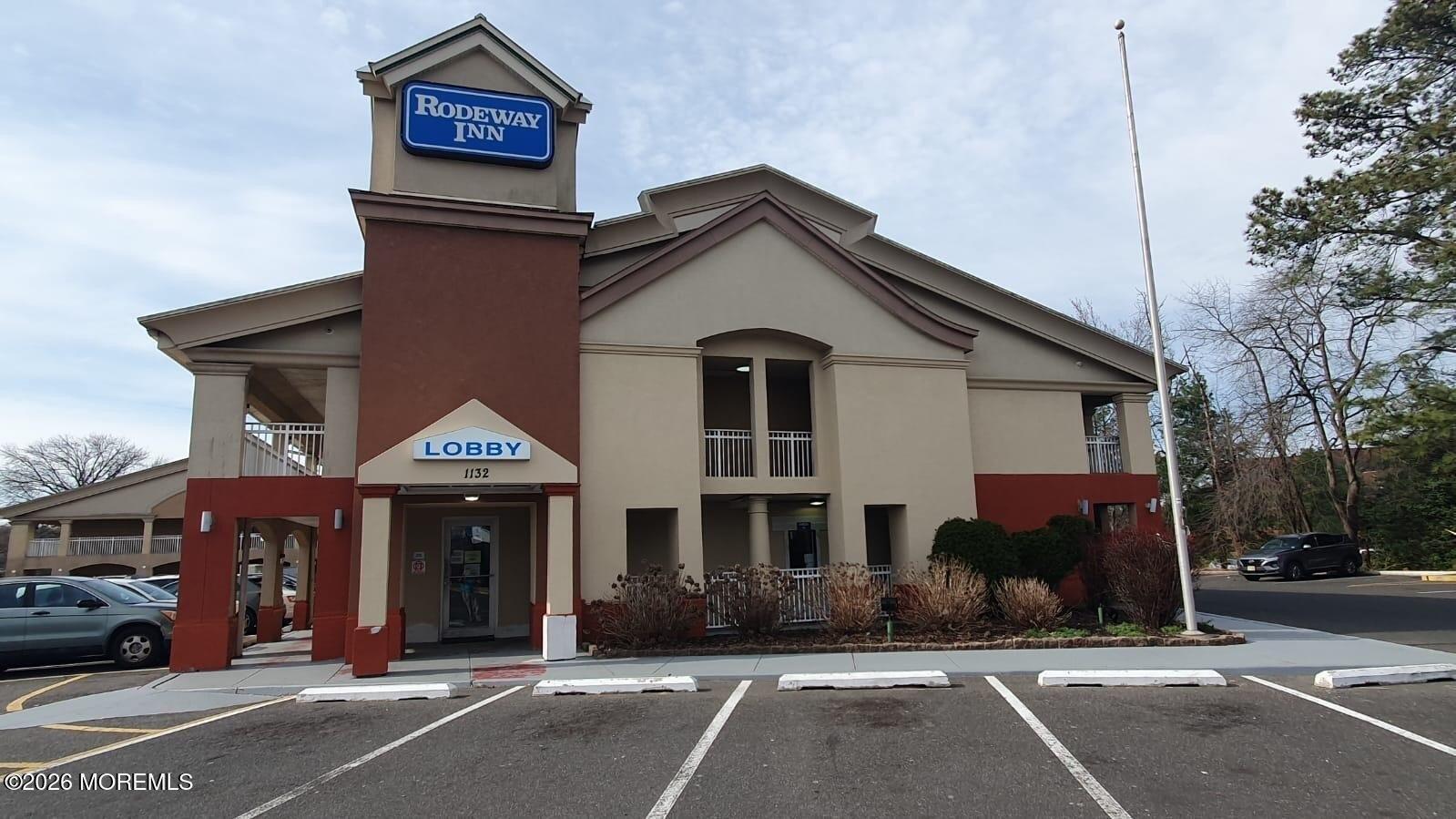 Property Image for 1132 Route 73 unit: Rodeway Inn Mount Laurel