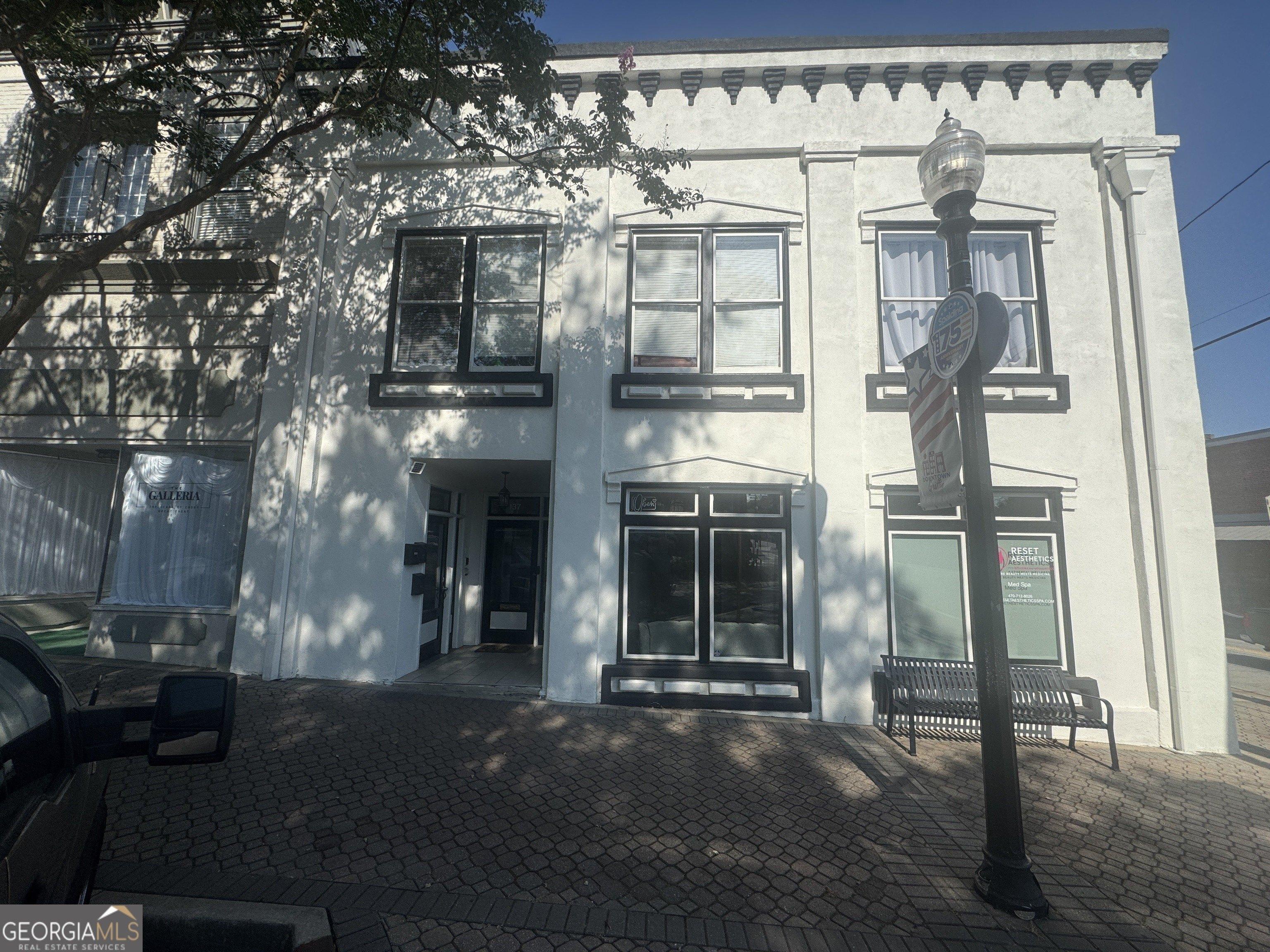 Property Image for 137 N Hill Street