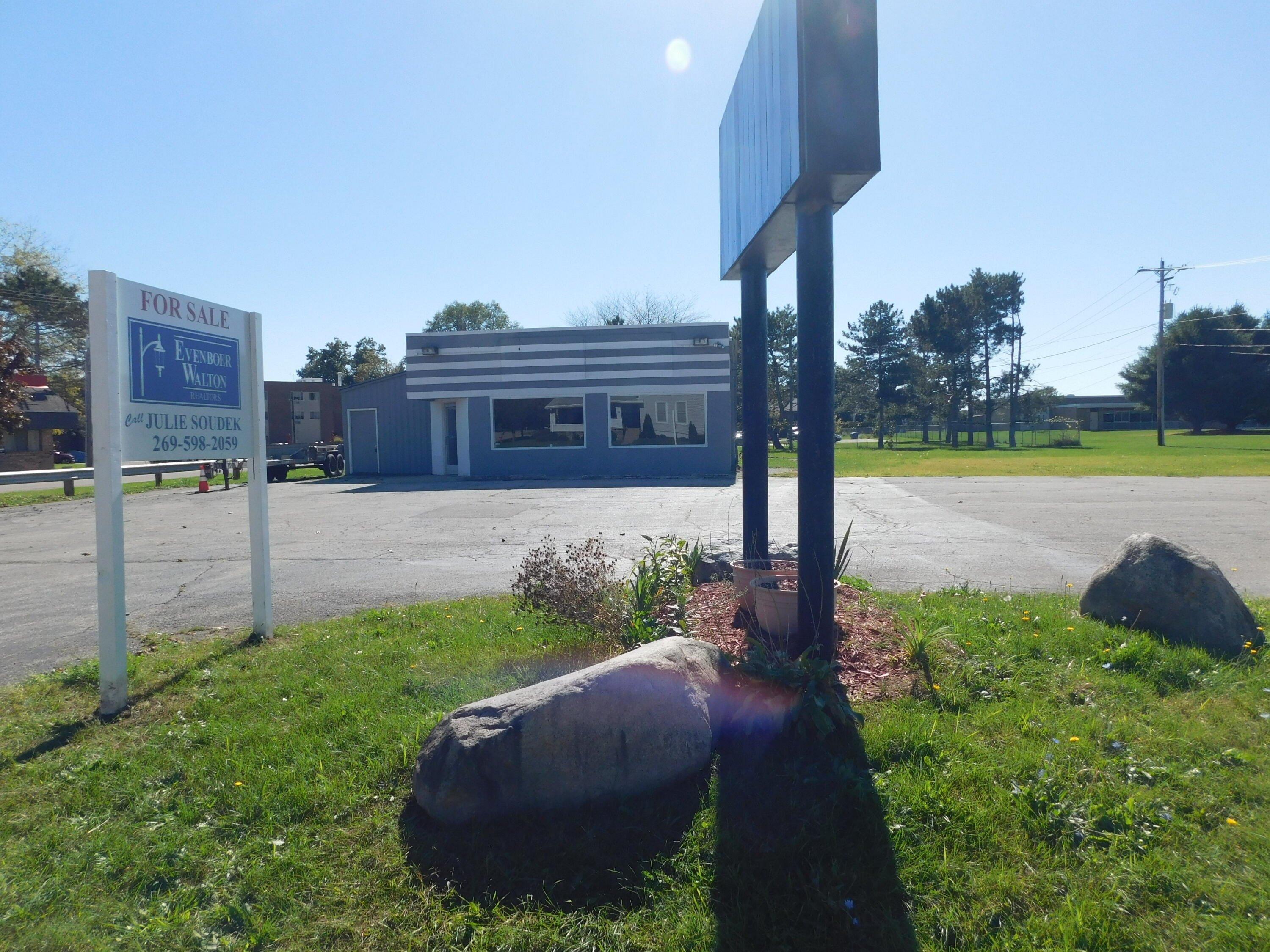 Property Image for 301 W Michigan Avenue