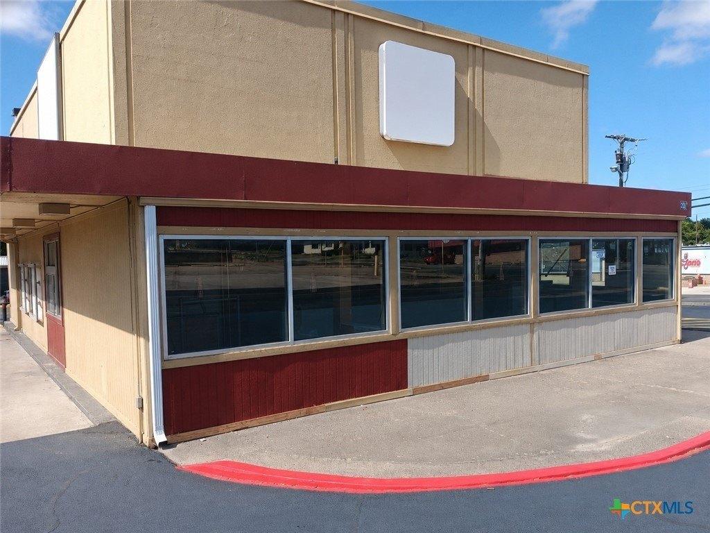 Property Image for 210 W Rancier Avenue