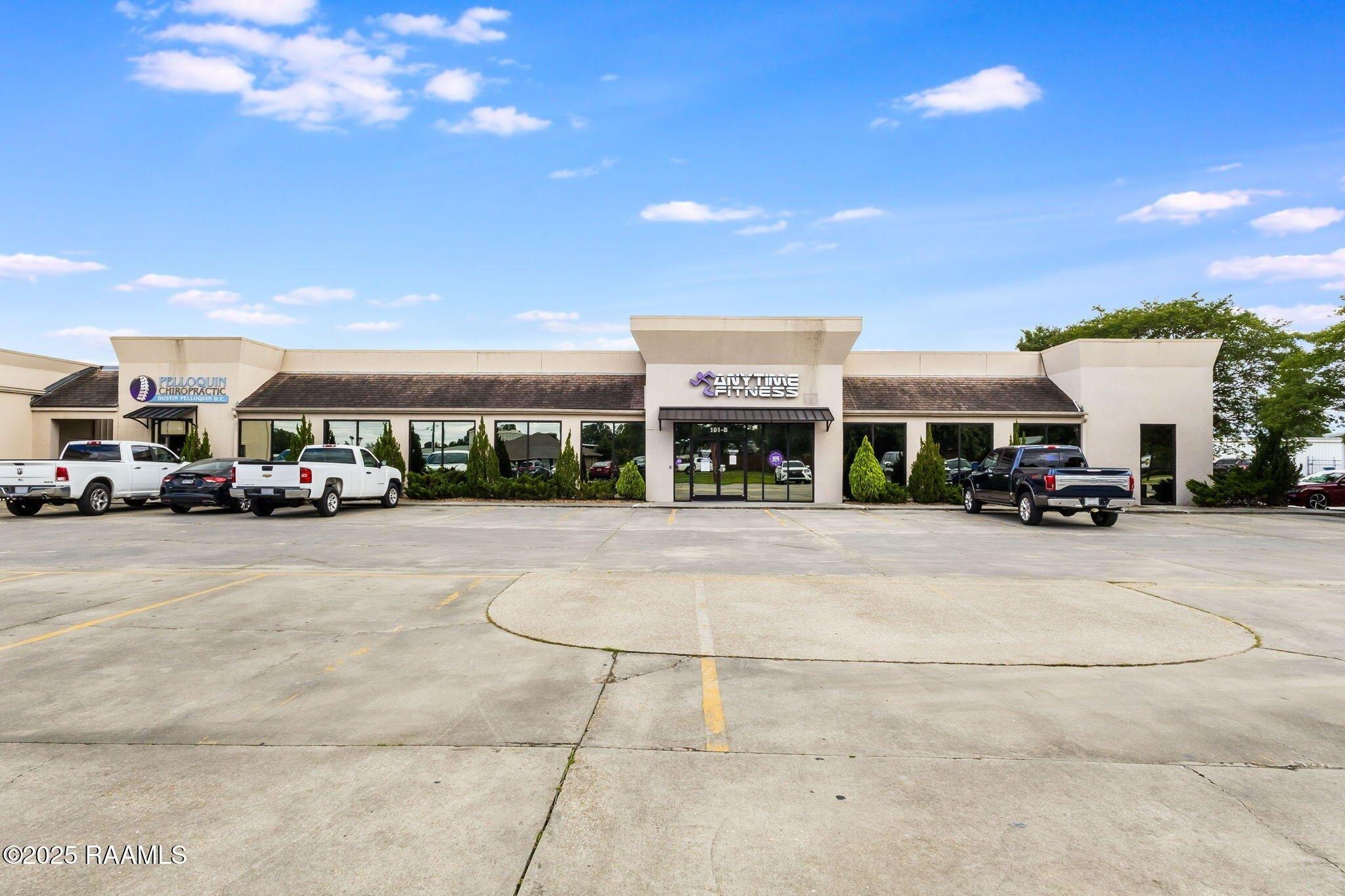 Property Image for 101 Park W Drive