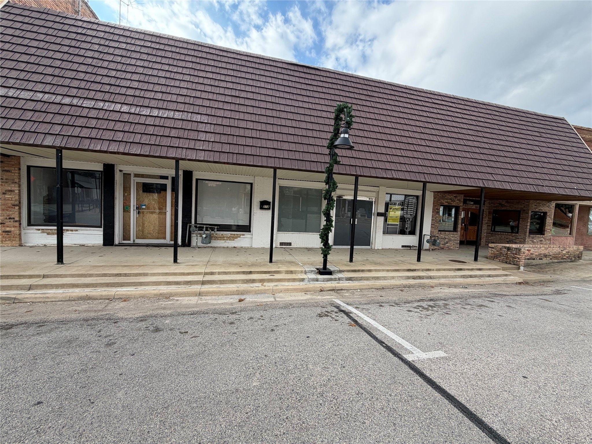 Property Image for 218 S Main Street