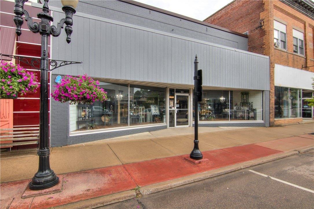 Property Image for 118 Main Street