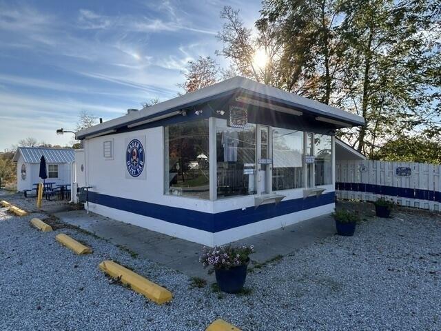 Property Image for 37 Maine St