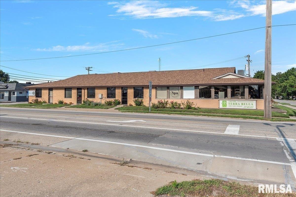 Property Image for 215-221 N MAIN Street