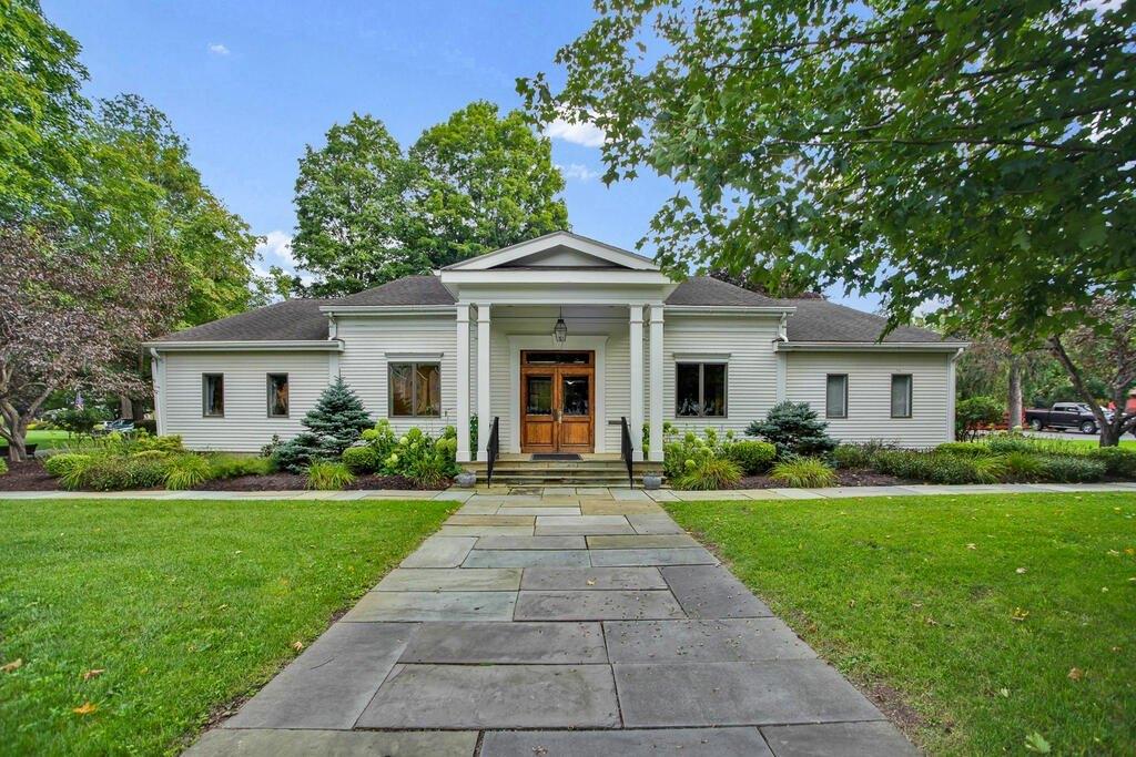 Property Image for 1 Charles Street