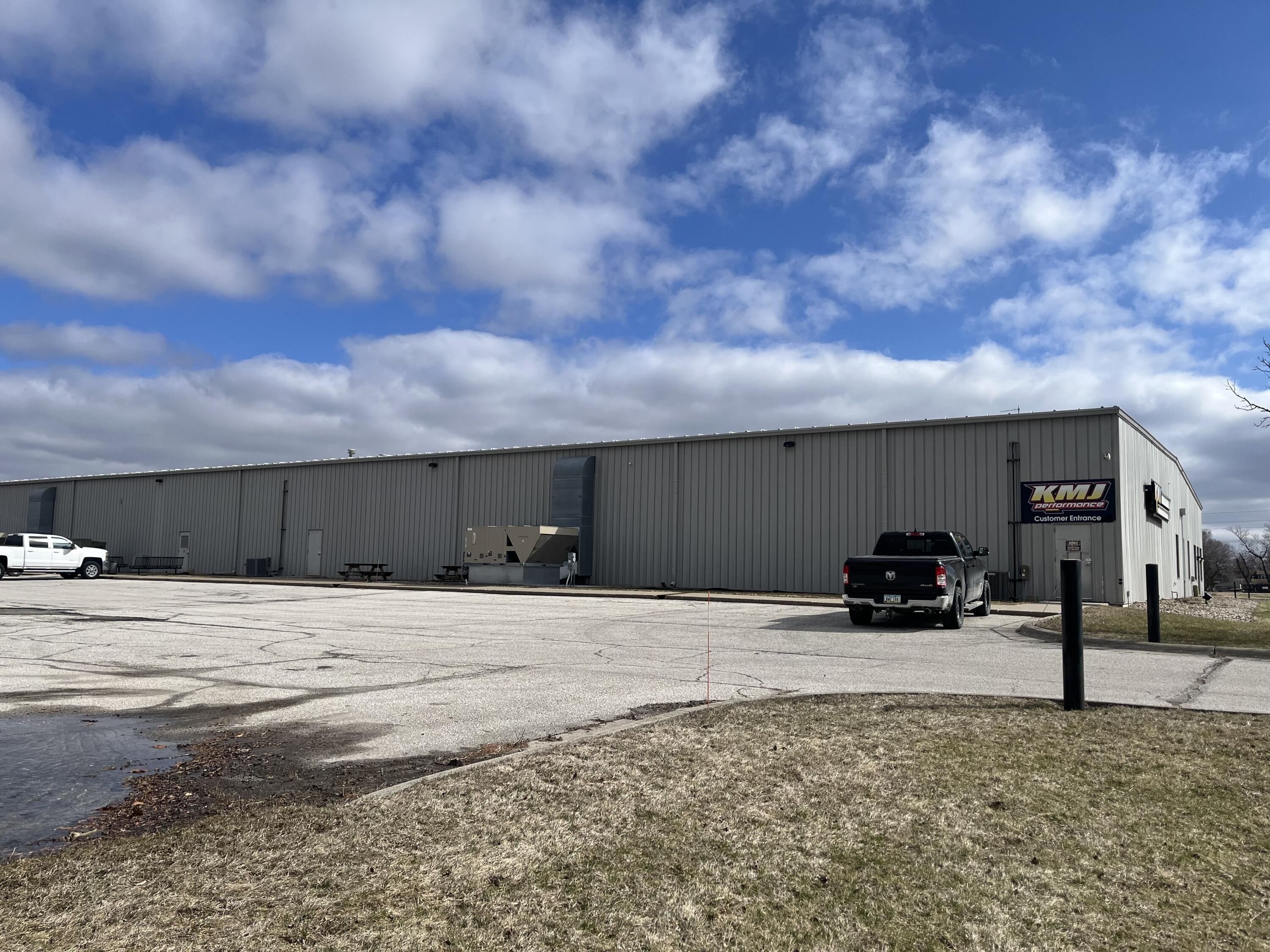 Property Image for 107 Industrial Park Road