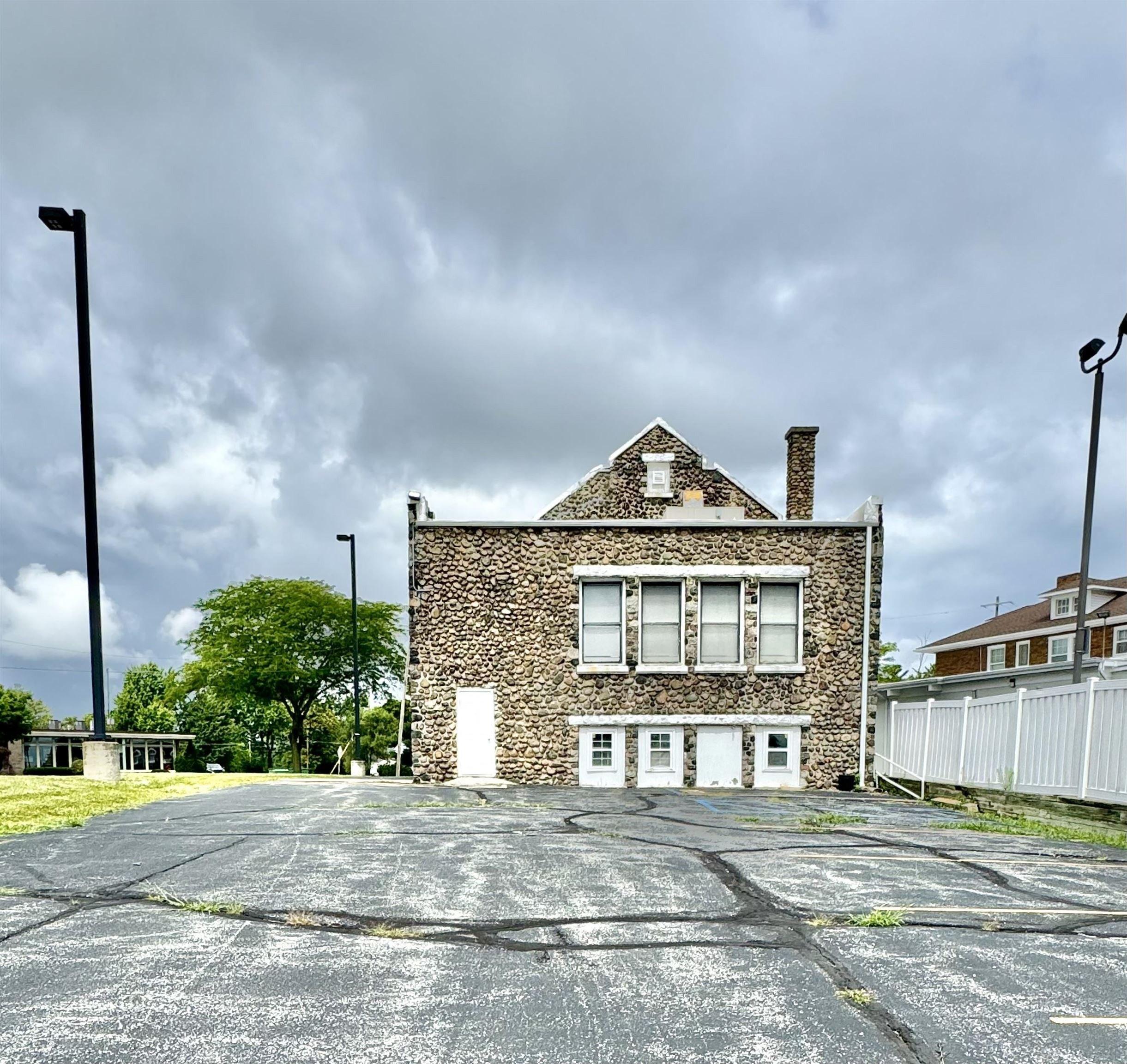 Property Image for 1214 N Michigan