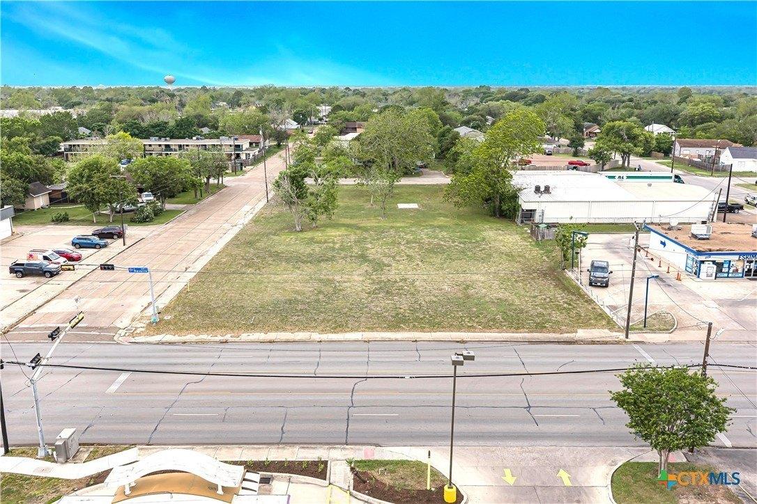 Property Image for 1601 N Navarro Street