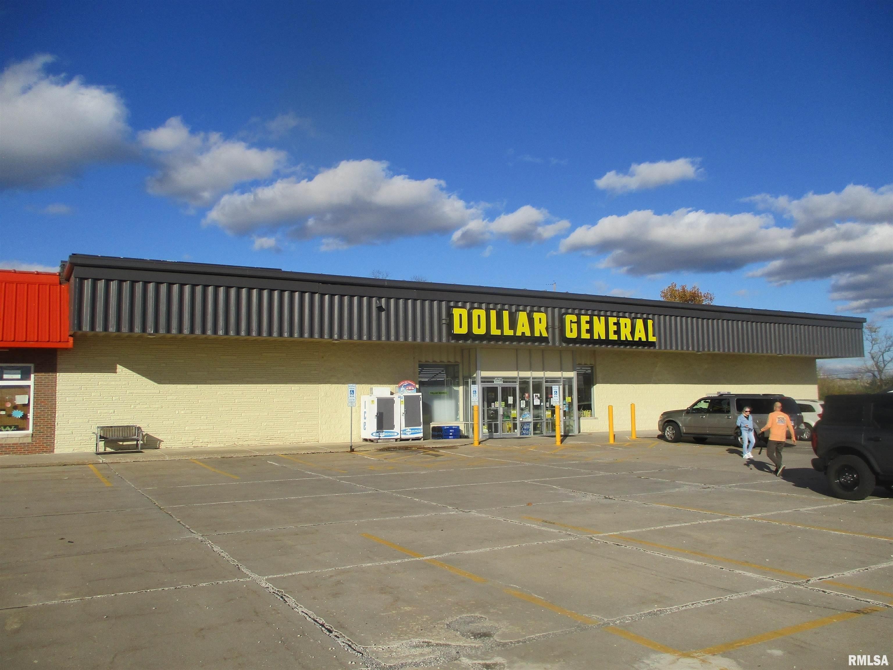 1300 WASHINGTON Street, Washington, IL 61571 - MLS# PA1254538 | C21