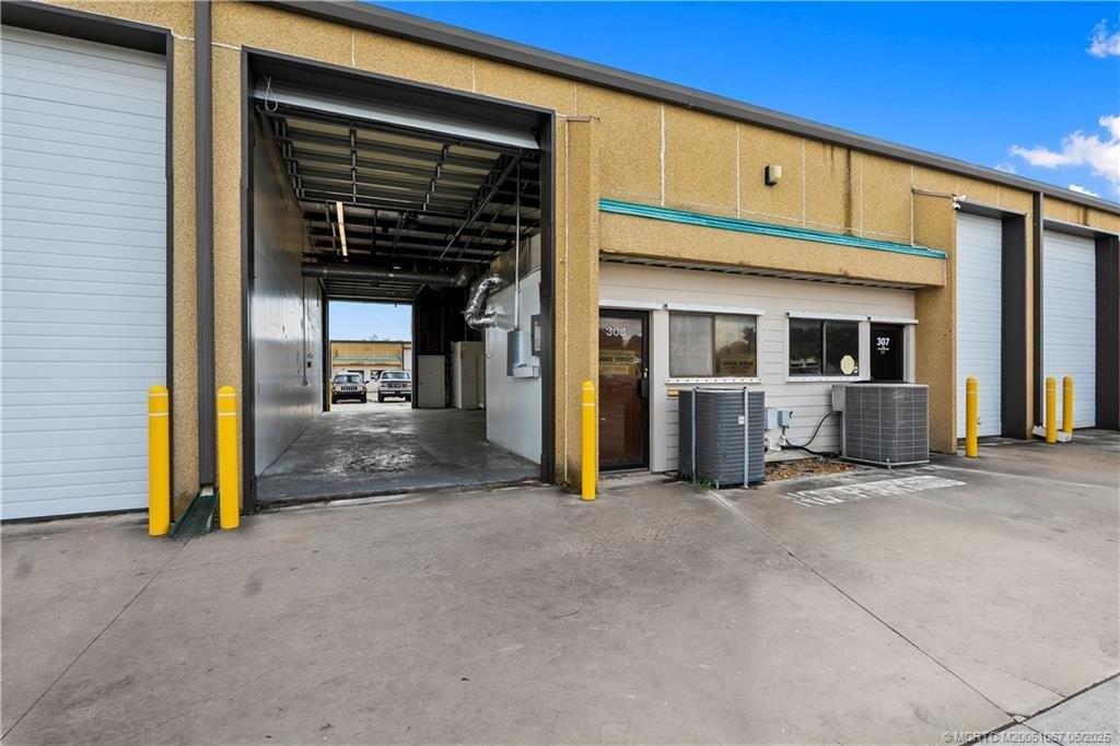 Property Image for 1501 SE Decker Avenue unit: C308 C308