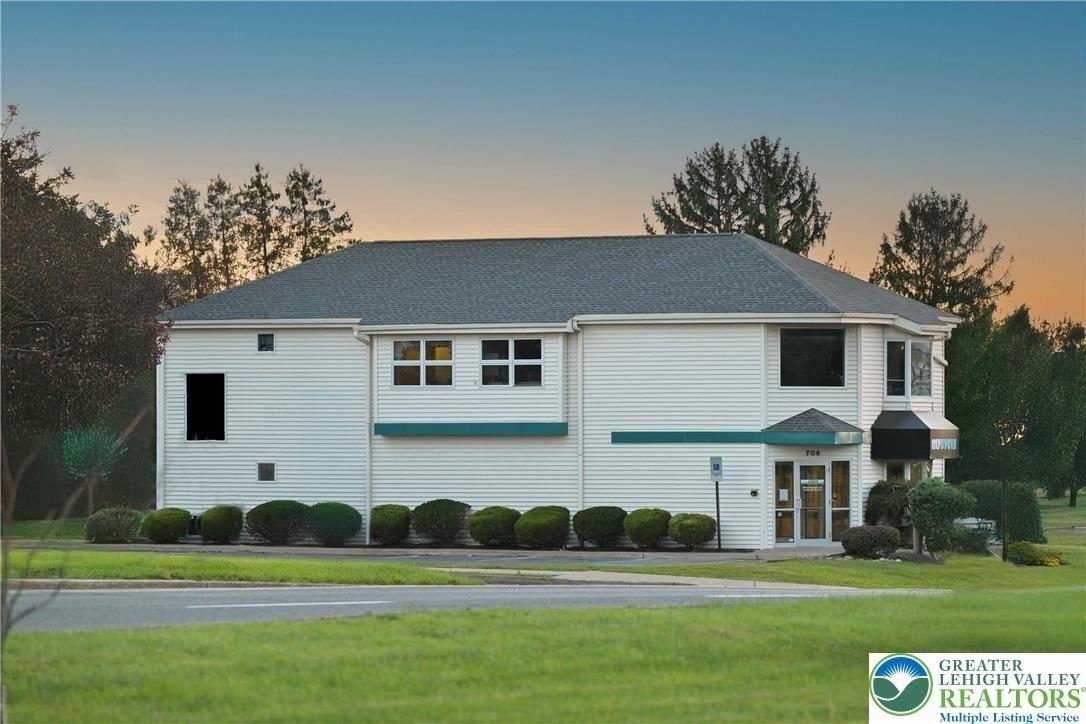 Property Image for 706 Grape Street