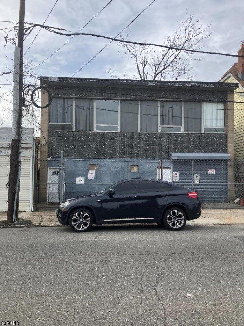 Property Image for 87 Maple Ave