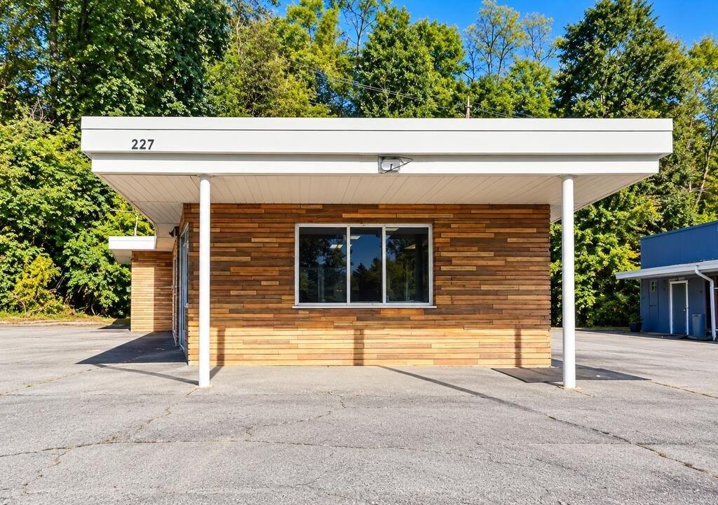 Property Image for 227 Southmont Blvd.