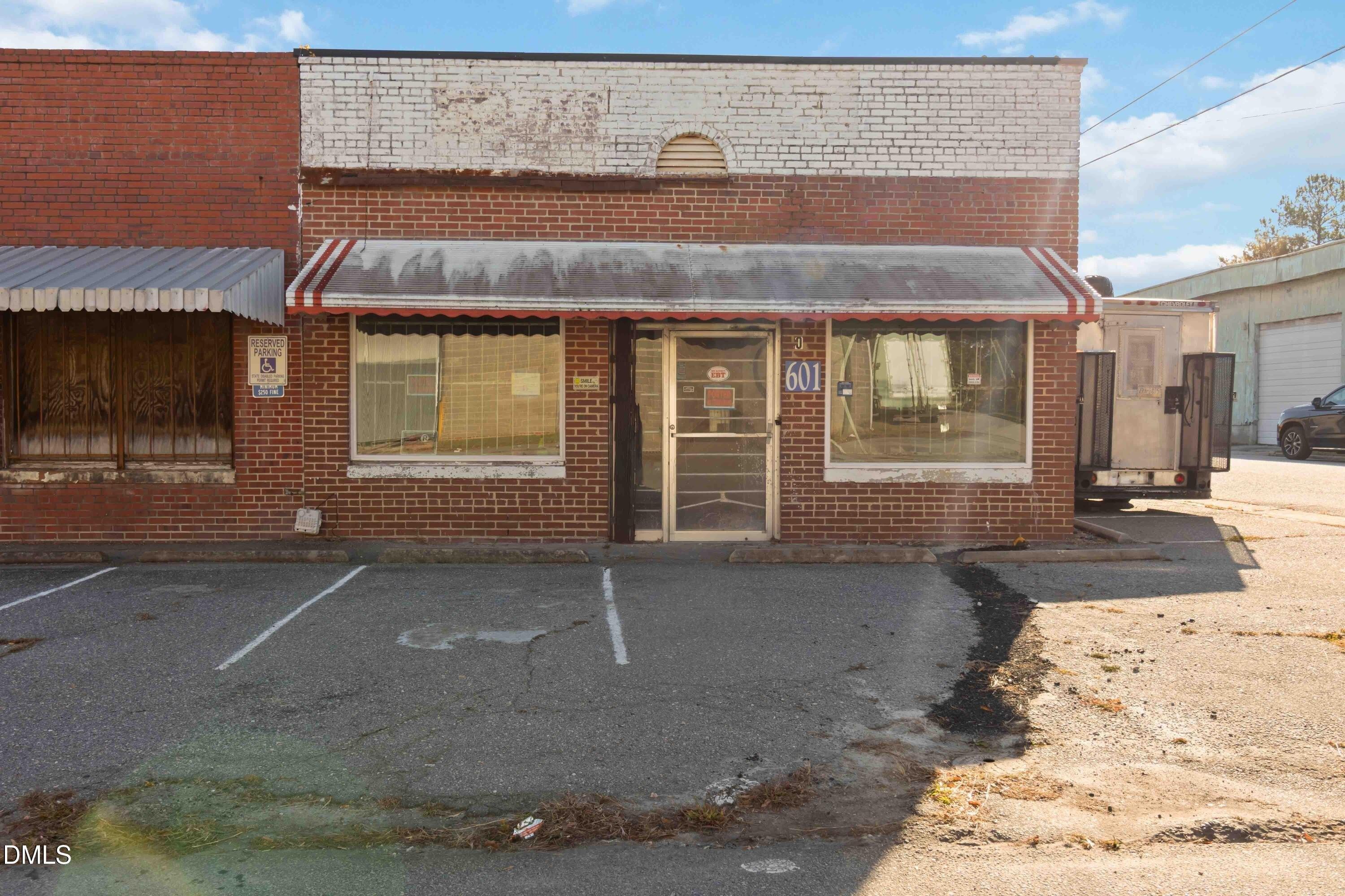 Property Image for 601-603 N Pine Street