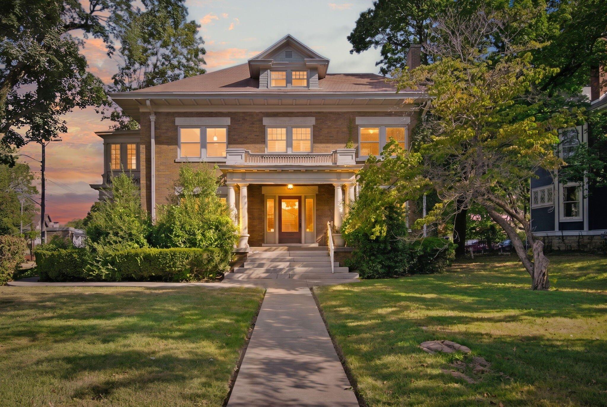 Property Image for 1201 E Walnut Street