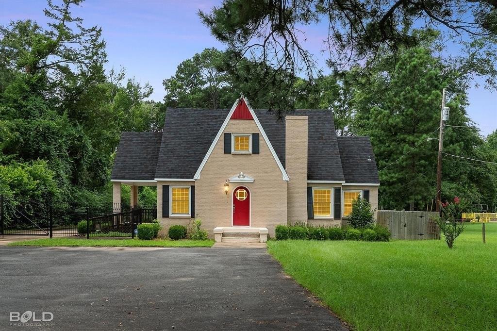 Property Image for 3421 N Market St, Shreveport, LA 71107