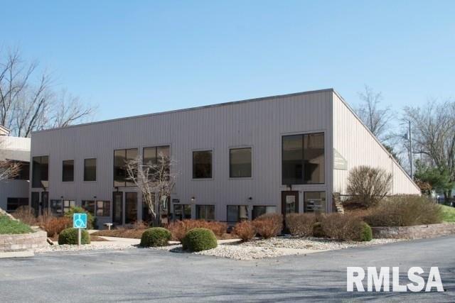 Property Image for 1111 E WALNUT Street