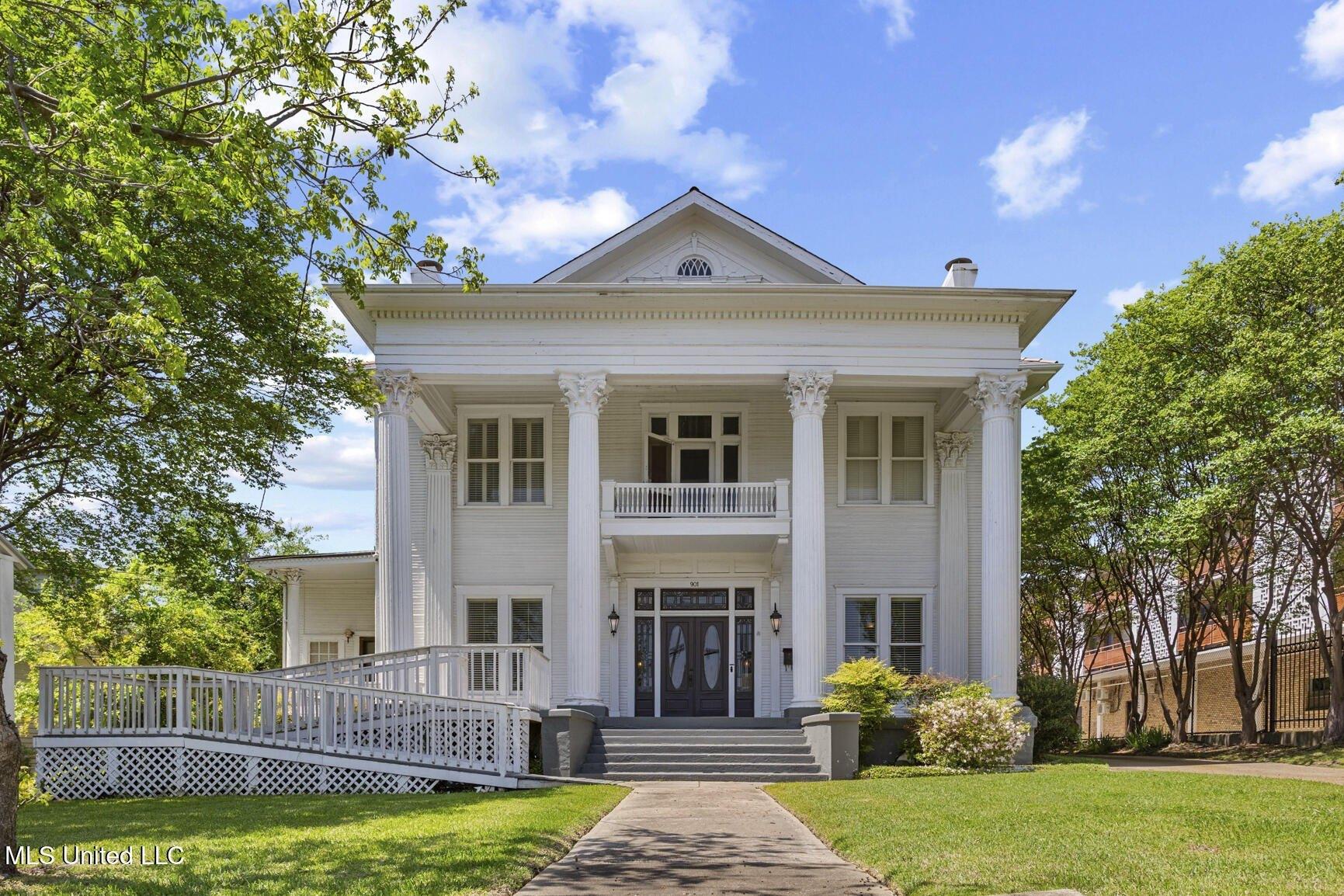 Property Image for 901 N State Street