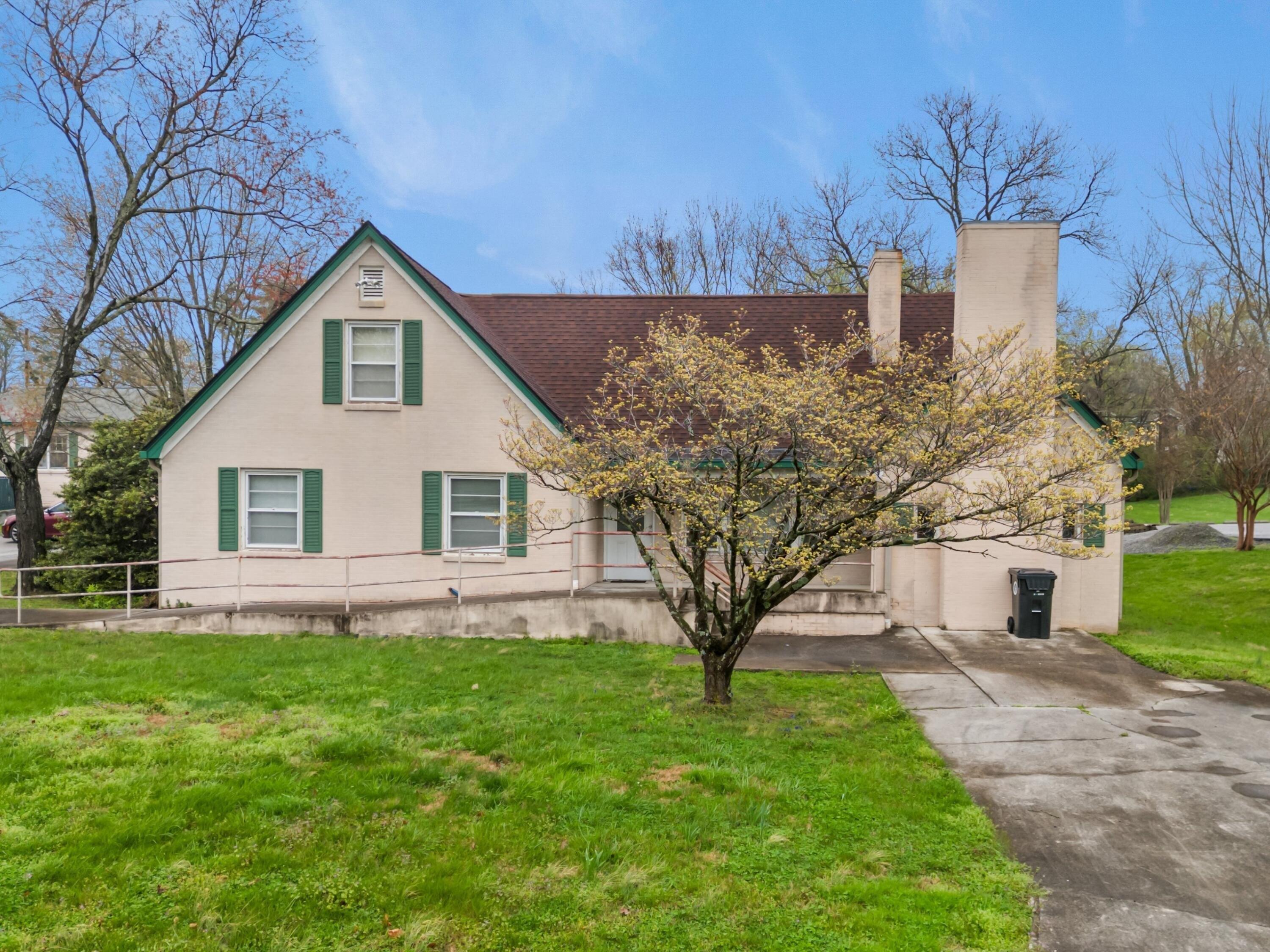 Property Image for 1104 W 4th N Street