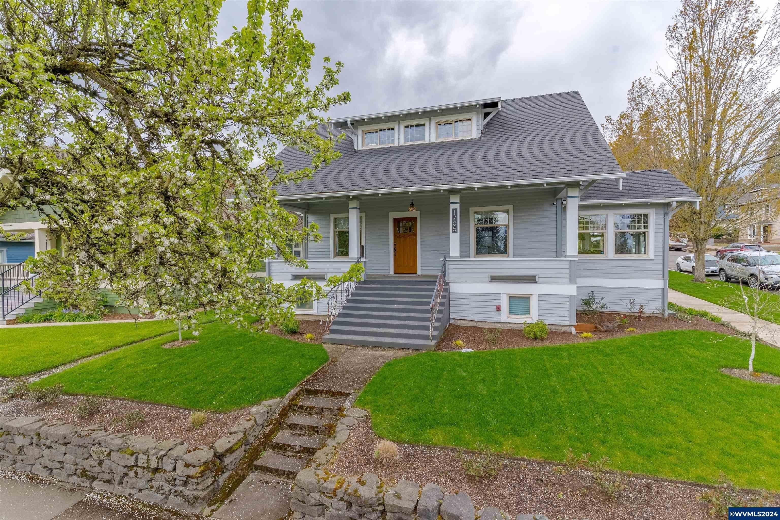 Property Image for 1705 Commercial St SE