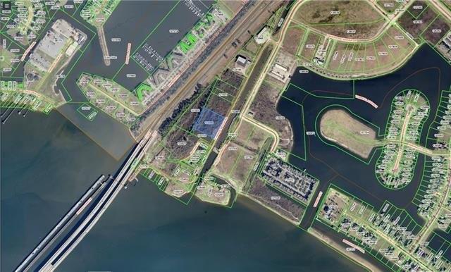Property Image for E HOWZE BEACH Road lot: 72-79