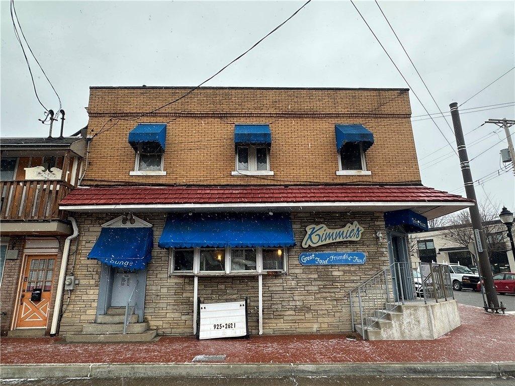 Property Image for 900 Park Avenue