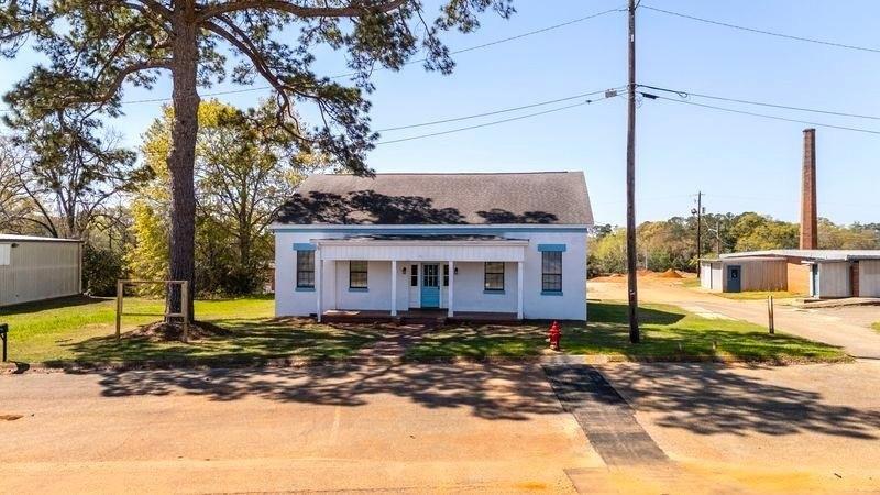 Property Image for 114 S Conner Street