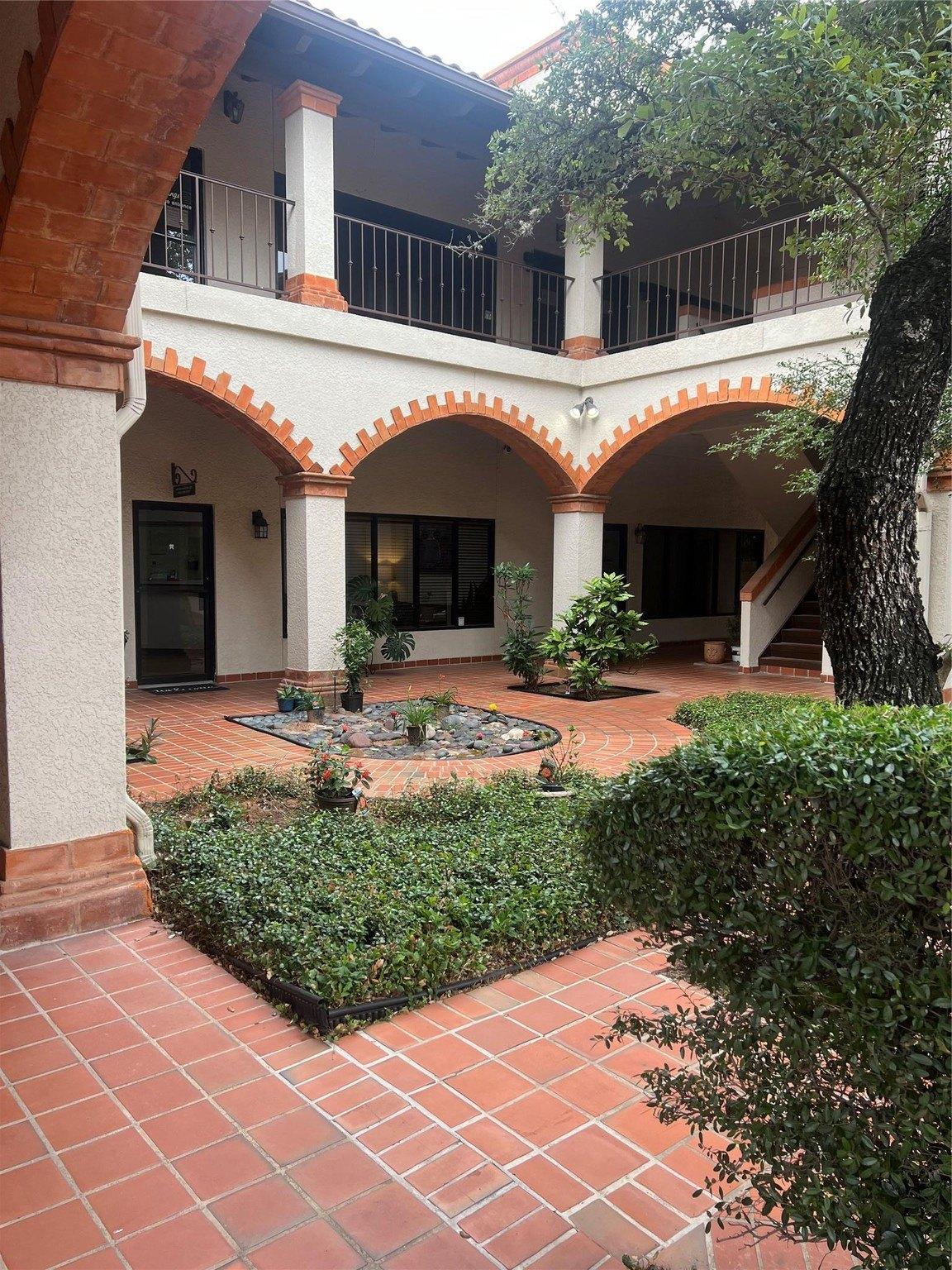 Property Image for 13276 RESEARCH Blvd 205