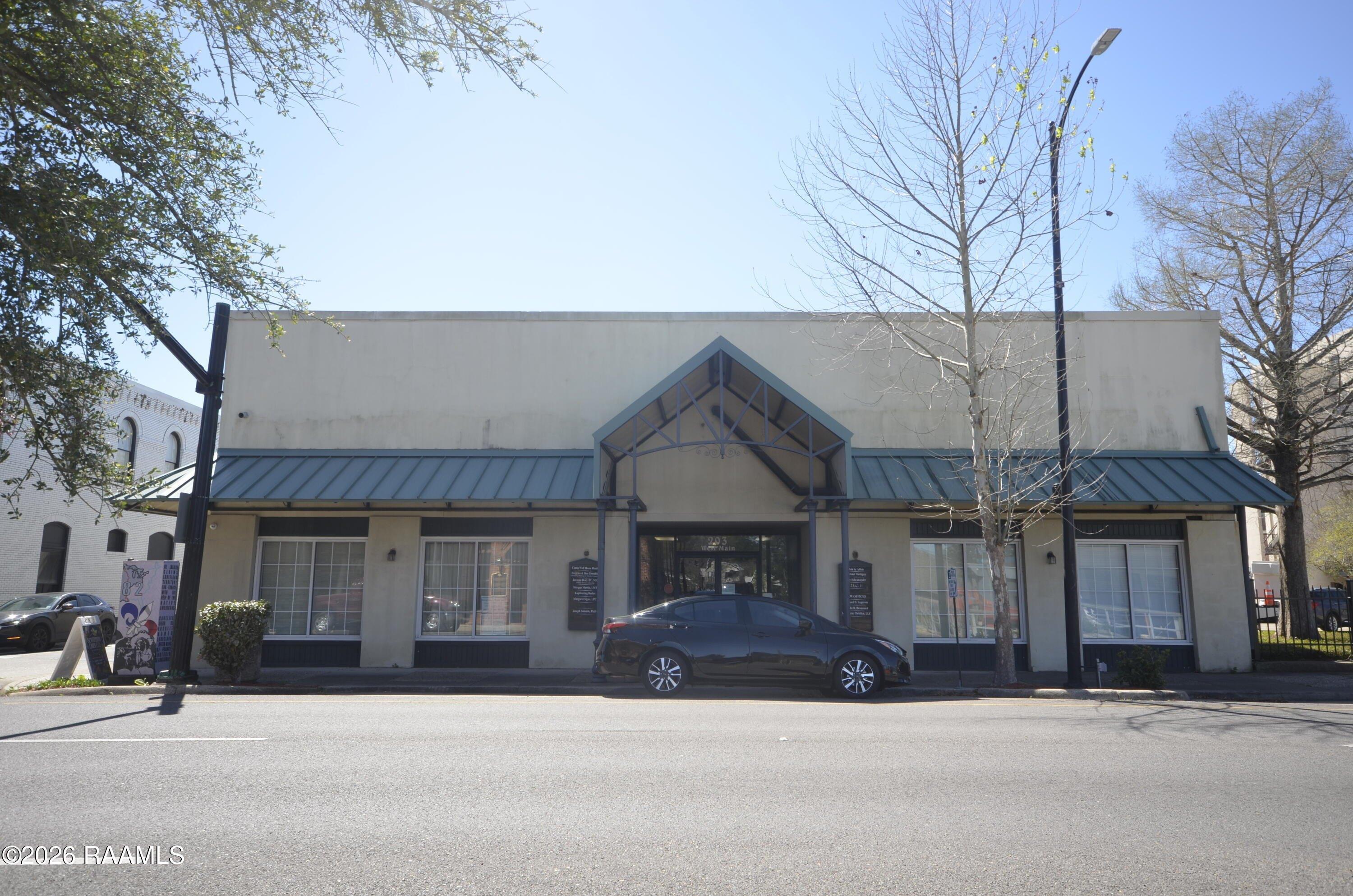 Property Image for 203 W Main Street