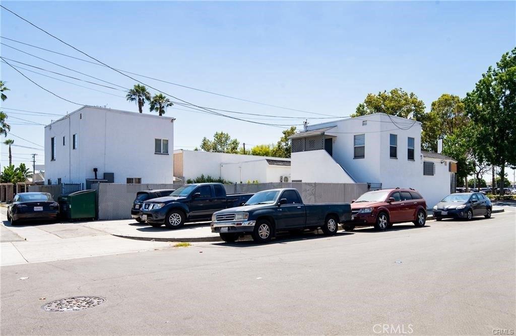 Property Image for 13000 Paramount