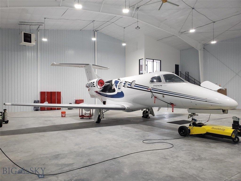Property Image for 850 Gallatin Field Road Hanger Sy1