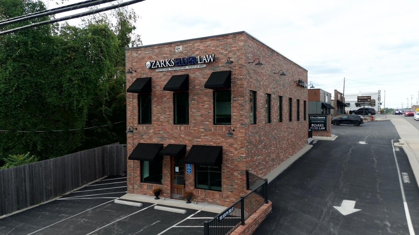 Property Image for 105 S 3rd Street