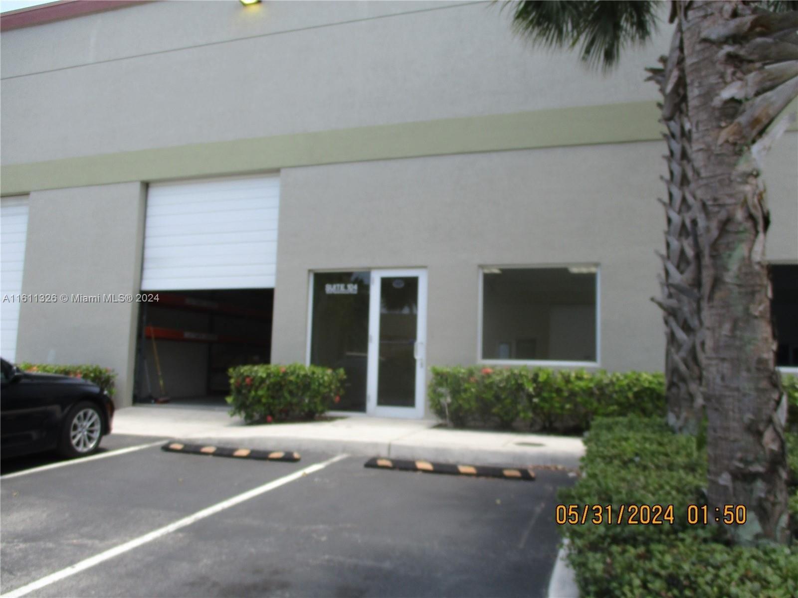 Property Image for 3019 Ravenswood Rd, Dania, FL 33312