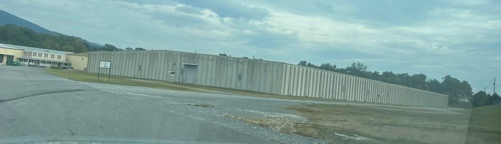 Property Image for 1122 S Hwy 411