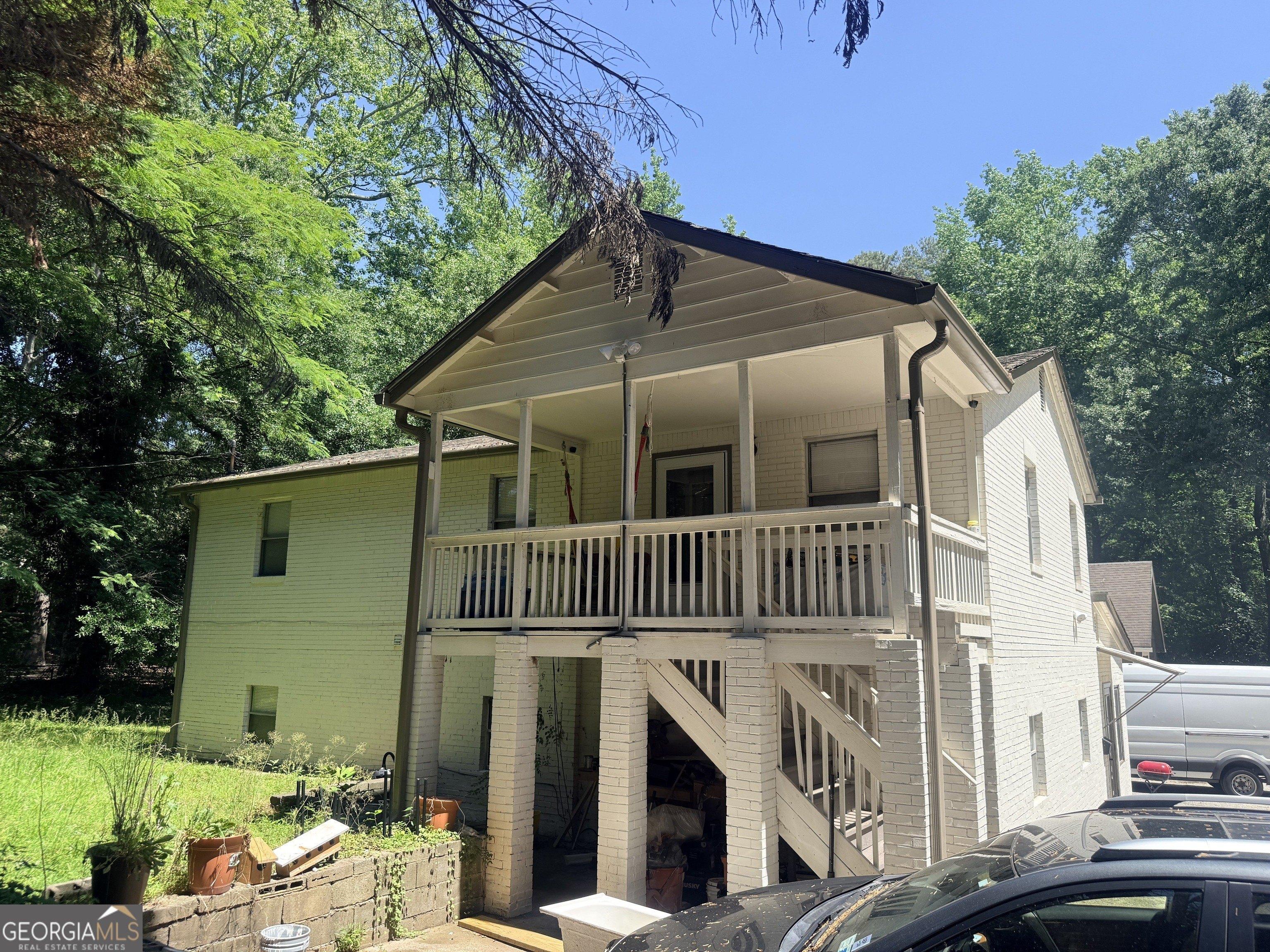 Property Image for 566 Hillcrest Road NW