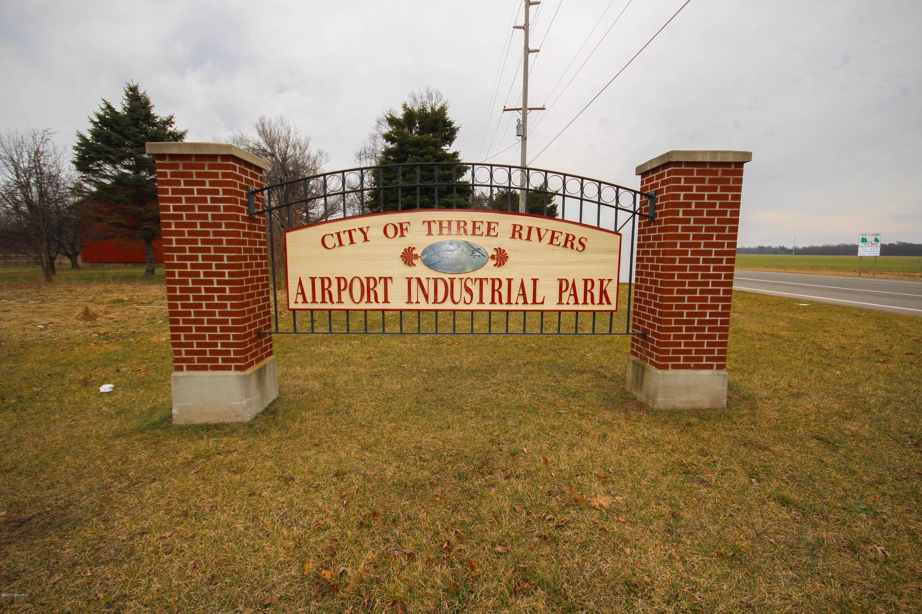 Property Image for Hov Aire Drive 16.95 Acres