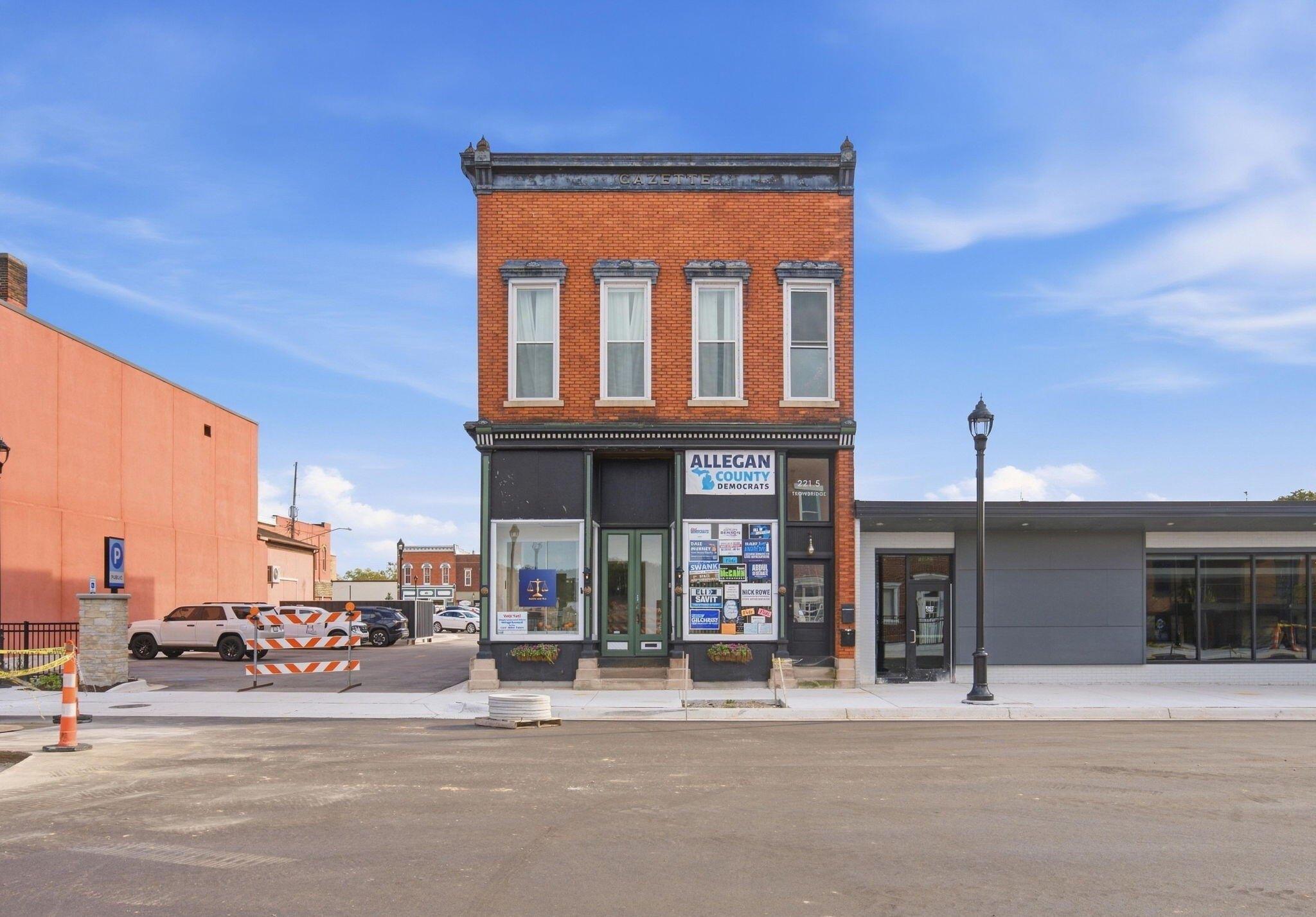 Property Image for 221 Trowbridge Street