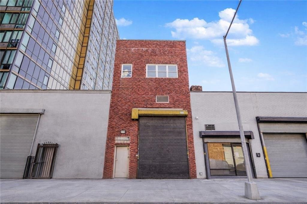Property Image for 332 Douglass Street