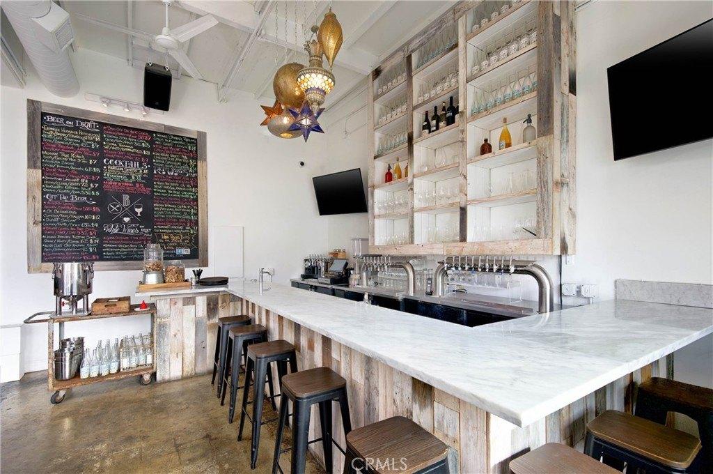 Property Image for 1141 Aviation Boulevard