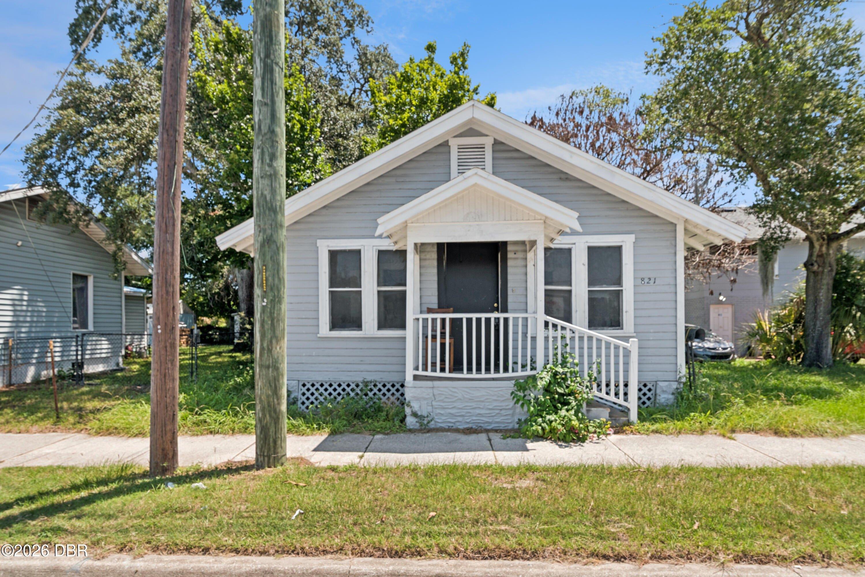 Property Image for 821 N Ridgewood Avenue