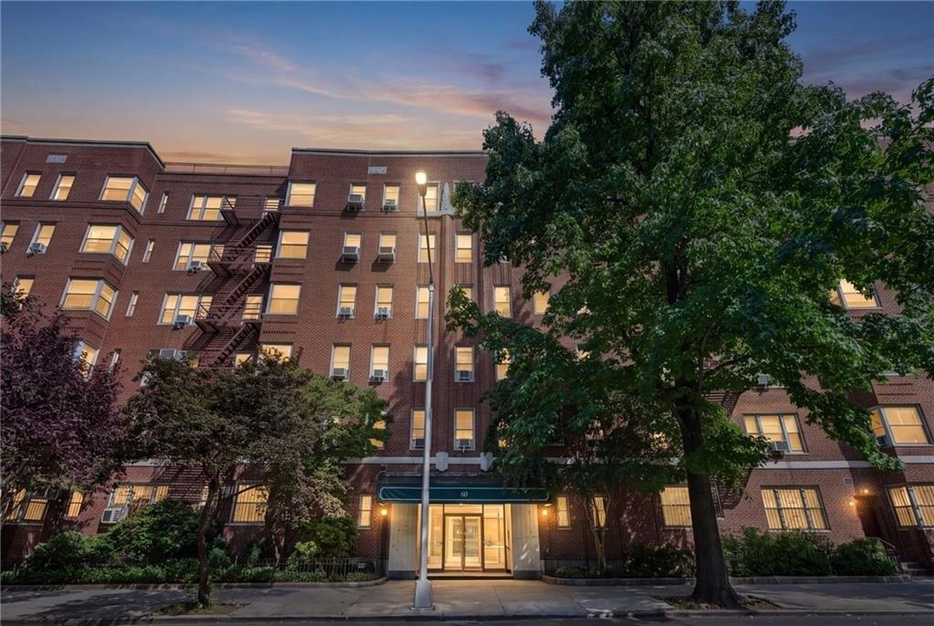 Property Image for 60 Plaza Street E Bs1