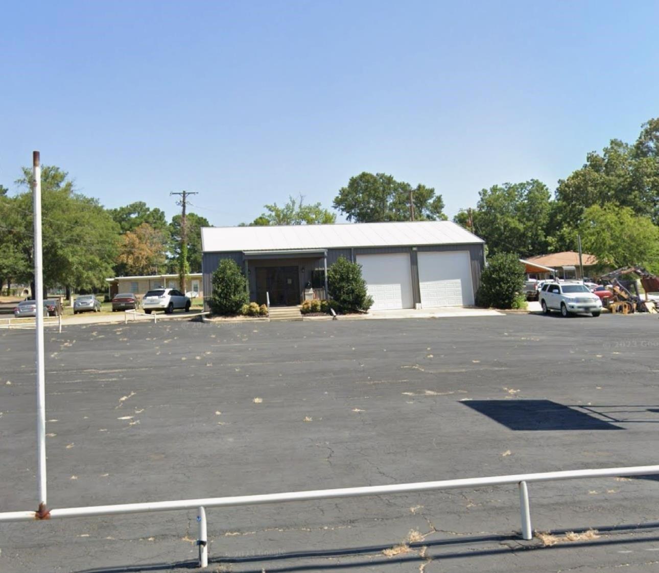 Property Image for 801 E Broadway
