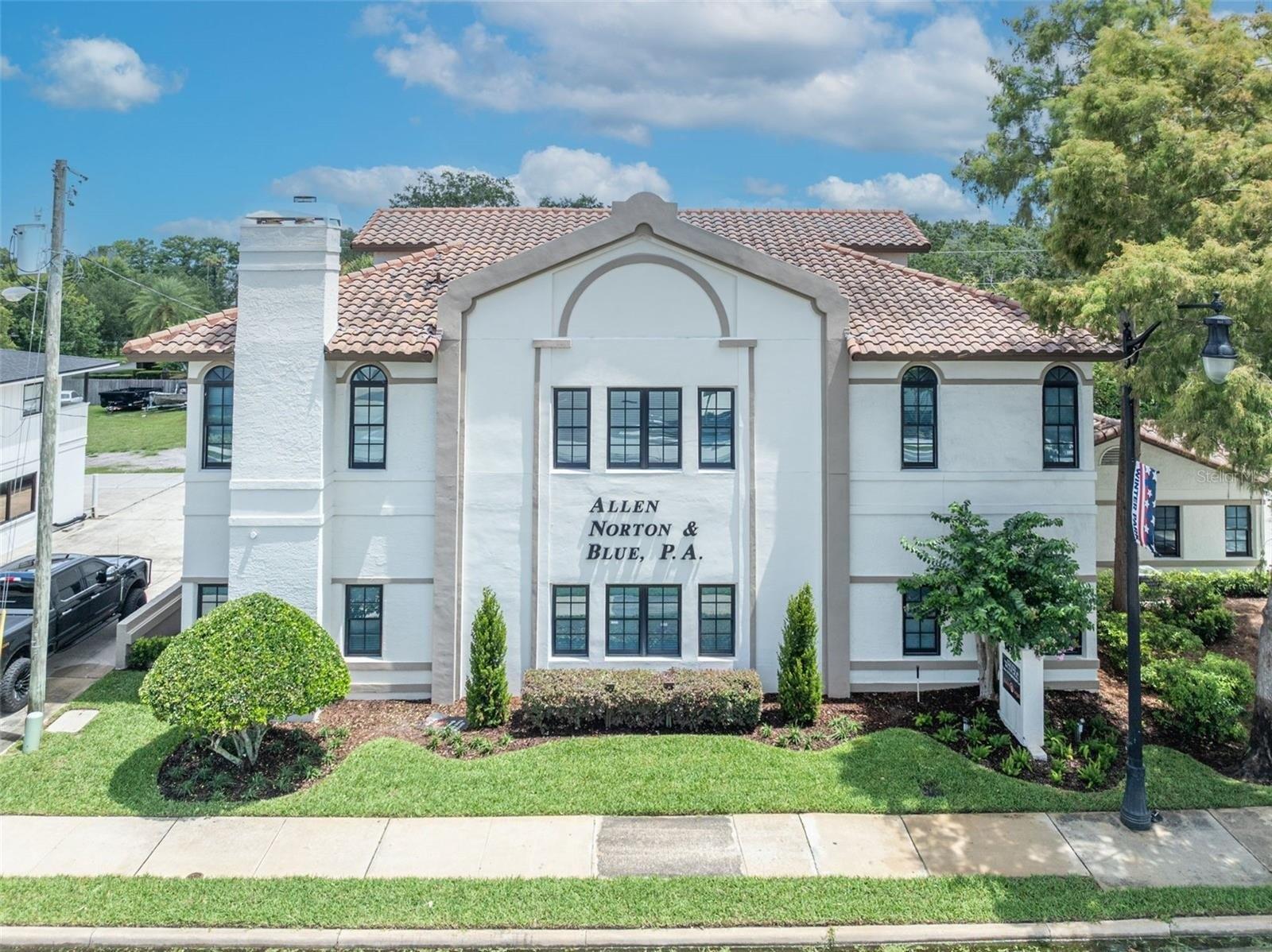 Property Image for 1477 W FAIRBANKS Avenue