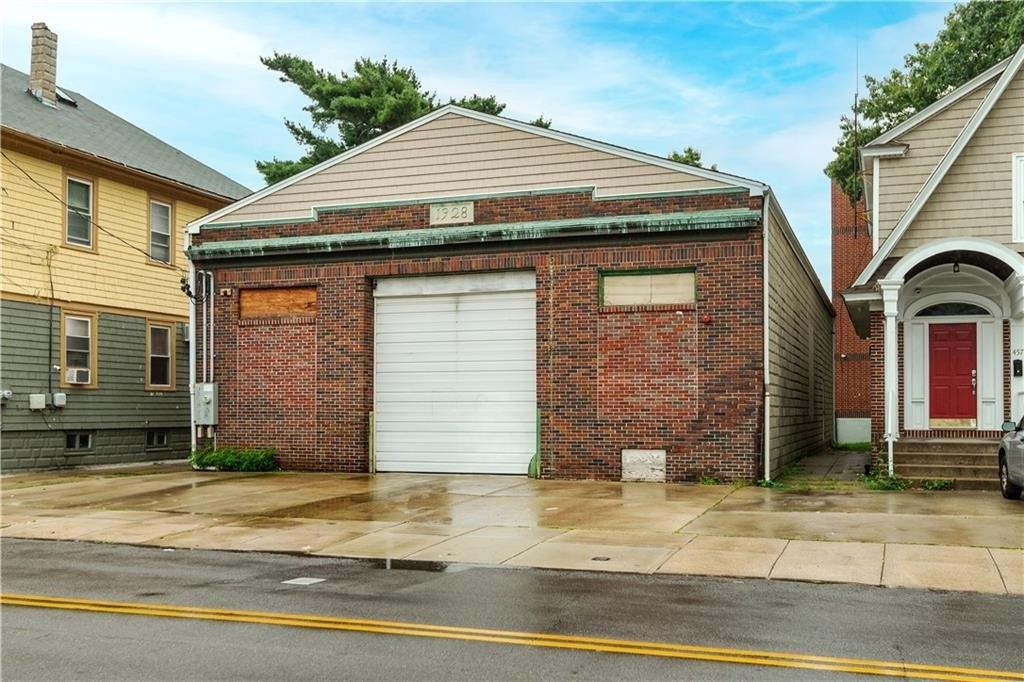 Property Image for 457 Douglas Avenue