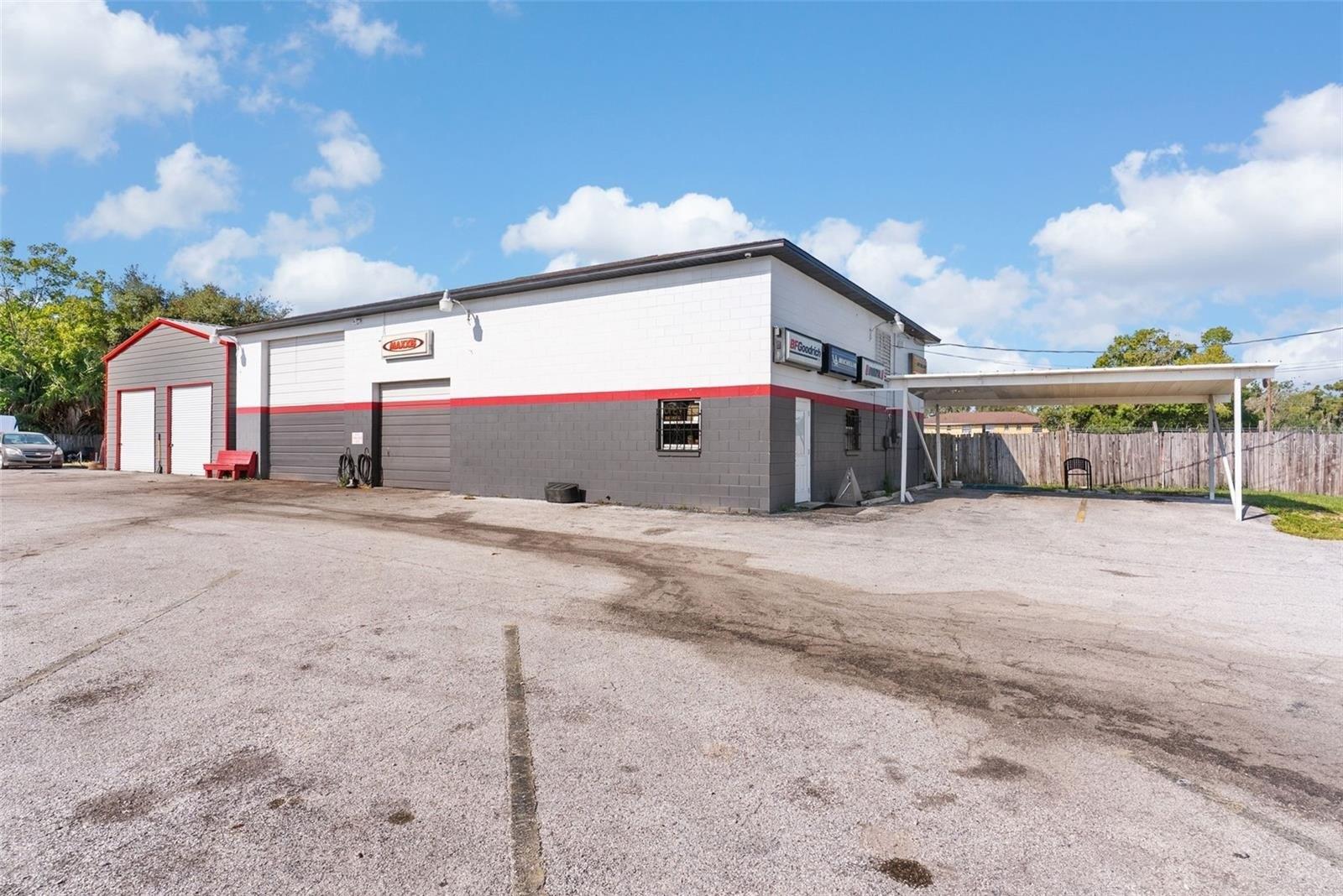 Property Image for 2111 K Ville Avenue