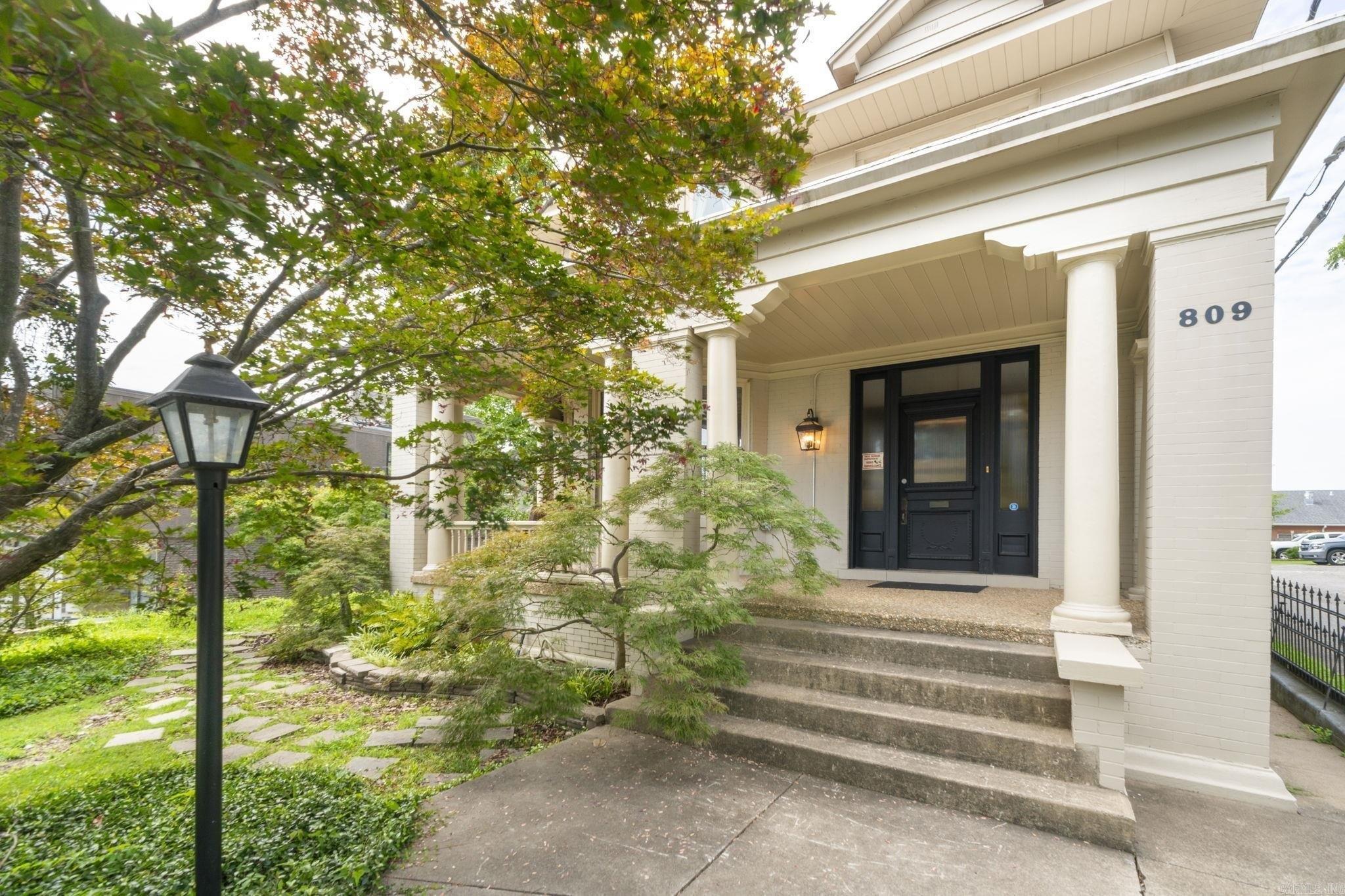 Property Image for 809 W 2nd Street