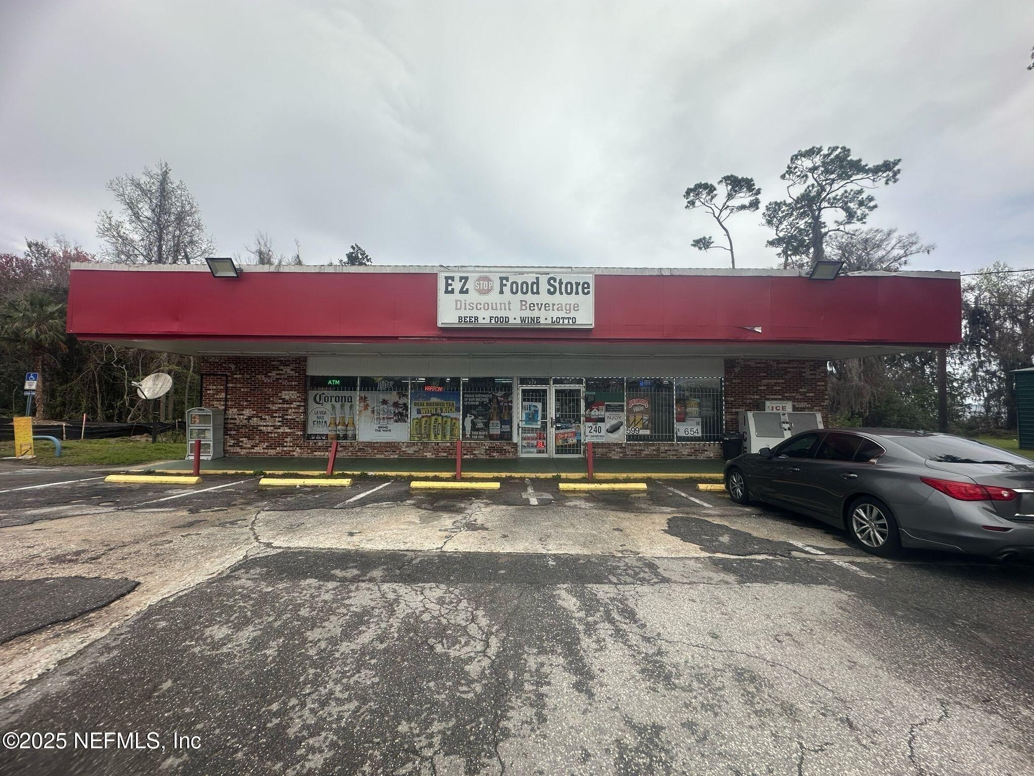 Property Image for 1318 N ORANGE Avenue